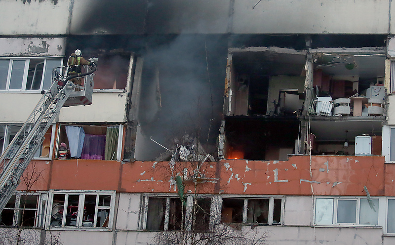 3-й взрыв газа с начала года произошёл в многоэтажках Петербурга.